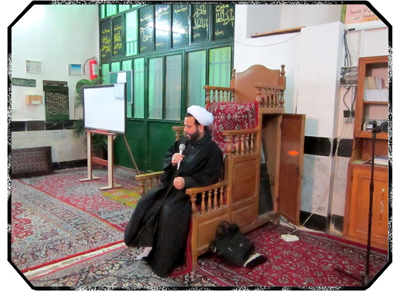 bazdid emam jome vahidieh az masjed ghamare bani hashem