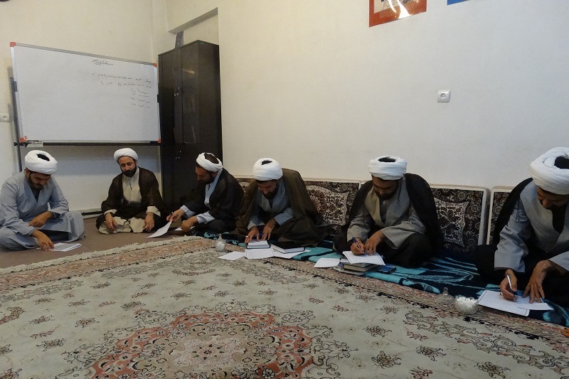 برگزاری آزمون های تفسیر قرآن کریم در ناحیه شهید مدرس