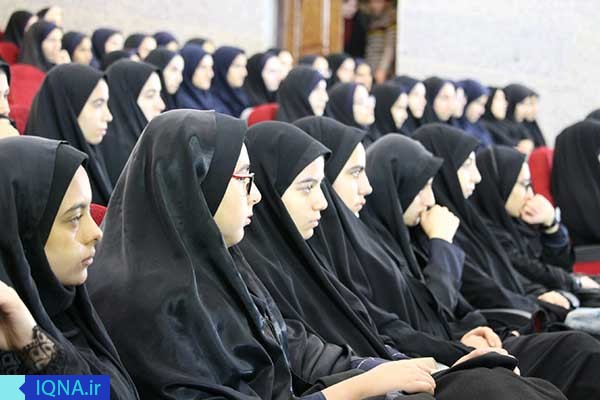 مراسم تجلیل از استاد قرائتی در ویژه برنامه«درسهایی از قرآن» برگزار شد