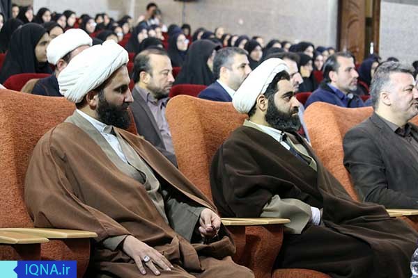 مراسم تجلیل از استاد قرائتی در ویژه برنامه«درسهایی از قرآن» برگزار شد
