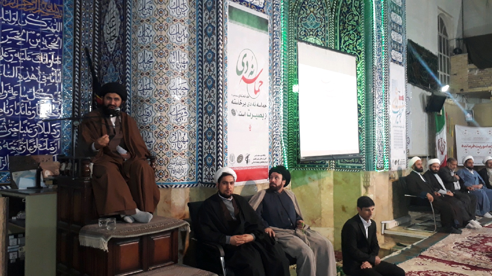 سخنرانی رئیس مرکز در ناحیه شهید صدوقی
