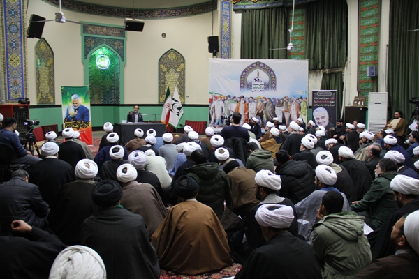نشست بررسی نقش مسجد در گام دوم با سخنرانی استاد رحیم پور
