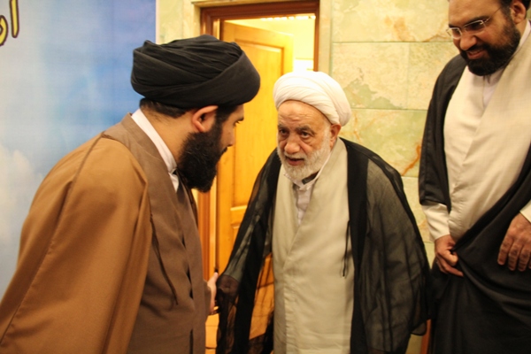 گردهمایی ائمه جماعات فعال قرآنی و فرهنگی
