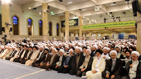 دیدار با رهبری 32