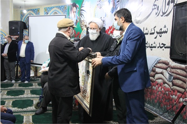 تقدیر از خدمتگزاران مسجدی