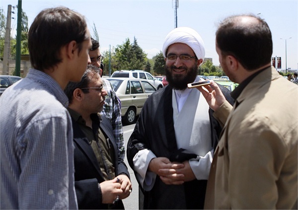 عیادت رییس مرکز از آیت الله مهدوی کنی  6