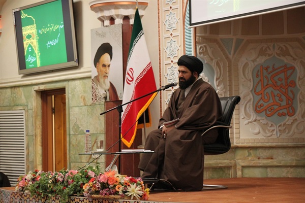 همایش تکریم اعضای شورای نواحی