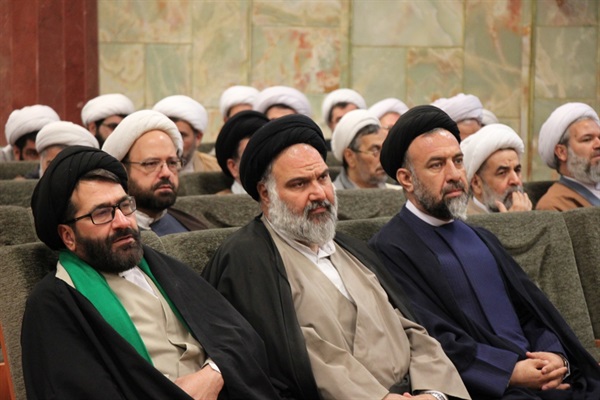 همایش تکریم اعضای شورای نواحی