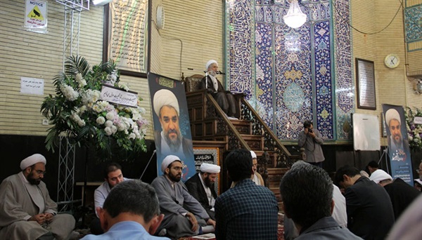 مراسم بزرگداشت و یادبود شهید حجت‌الاسلام خرسند در مسجد نور
