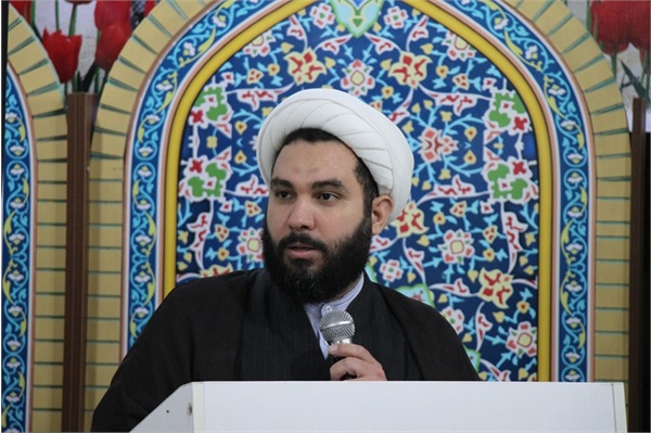 حجت الاسلام اسدی امام جماعت مسجد شهدای بعثت