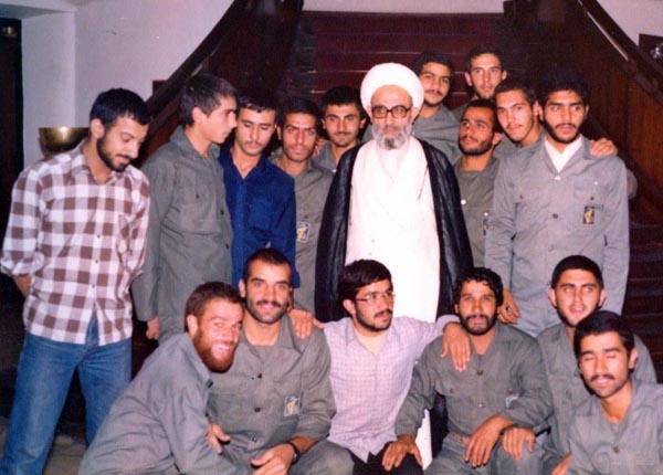 آلبوم خاطرات آیت الله مهدوی کنی  7