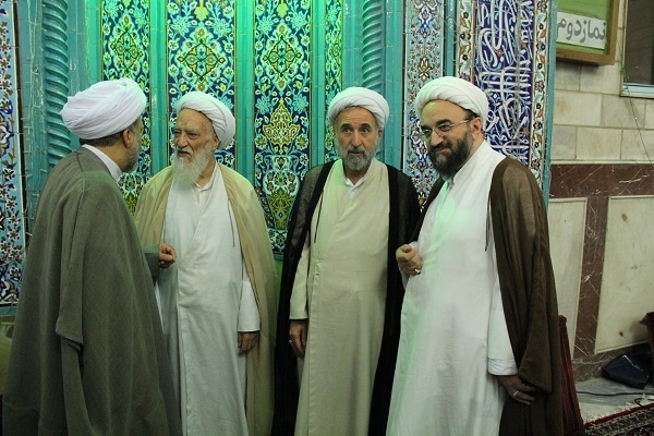 آغاز دهه تکریم و غبارروبی مساجد 16