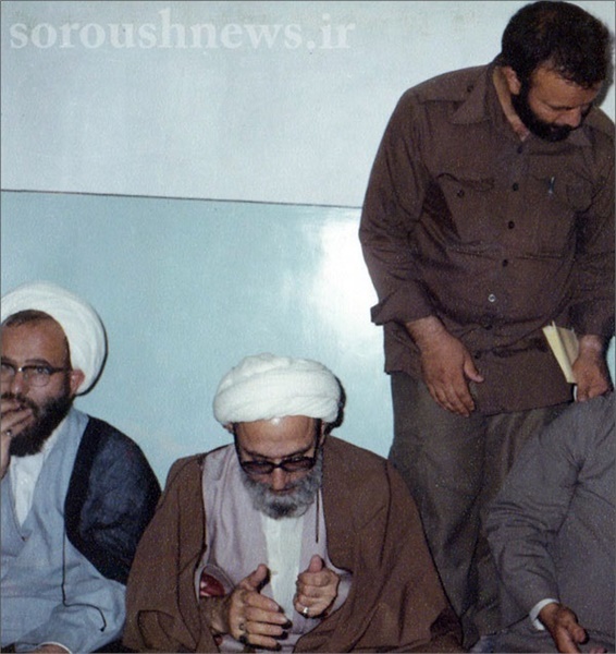 آلبوم خاطرات آیت الله مهدوی کنی  20