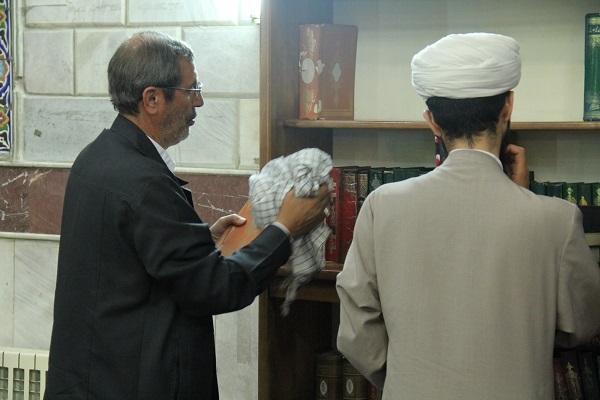 آغاز دهه تکریم و غبارروبی مساجد 19