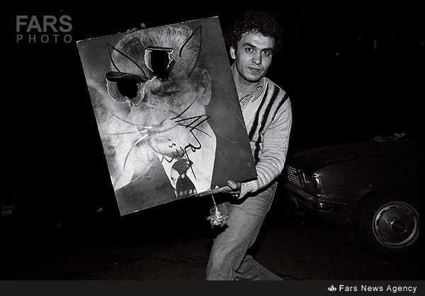 تصاویر پیروزی انقلاب 32