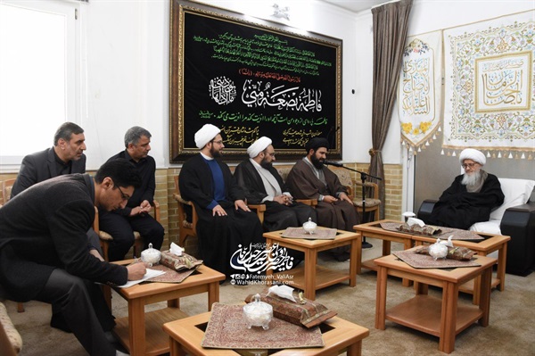 دیدار رئیس مرکز رسیدگی به امور مساجد بامراجع عظام تقلید