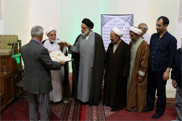 وظیفه ائمه جماعات اجرای مطالبه رهبری با عنوان مسجد برقرار است