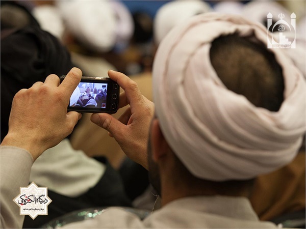 تجلیل از ائمه جماعات شهید در همایش ستارگان جاوید 39