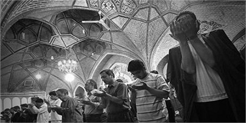 مسجد لرزاده در سایه هدایت آیت الله عمید زنجانی