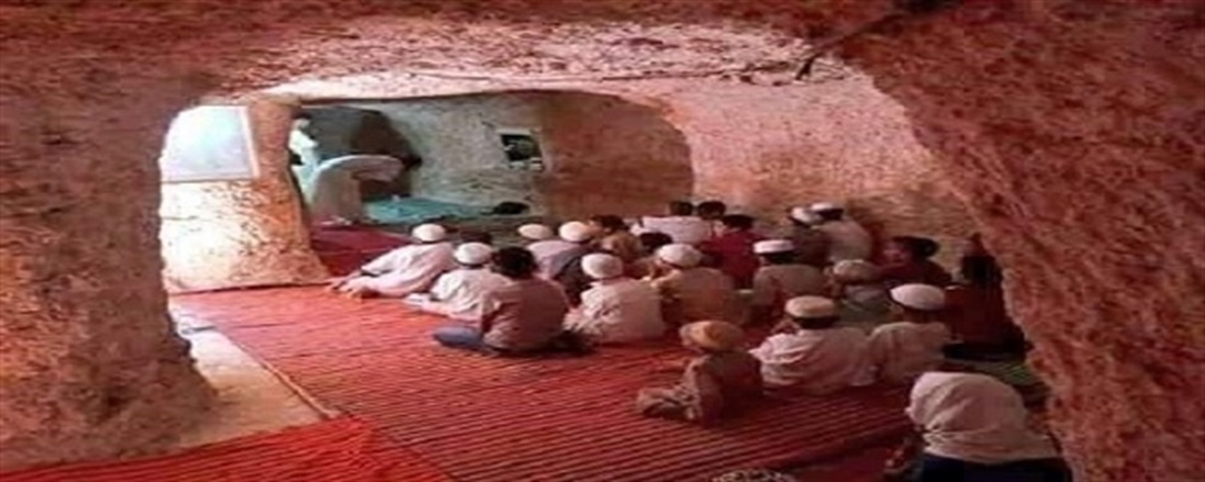  الجزائر: مسجد تحت الأرض يروي قصة كفاح شعب