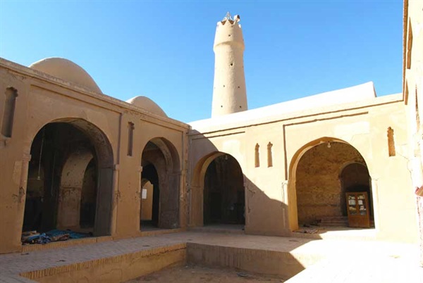 مسجد جامع فهرج 9