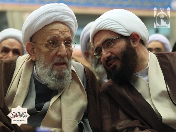 تجلیل از ائمه جماعات شهید در همایش ستارگان جاوید 35