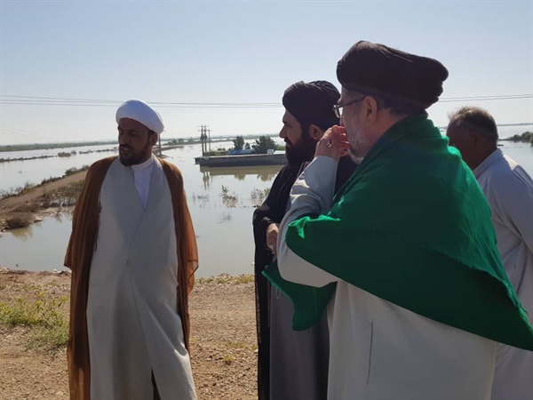 بازدید رئیس مرکز رسیدگی به امور مساجد از مناطق سیل زده