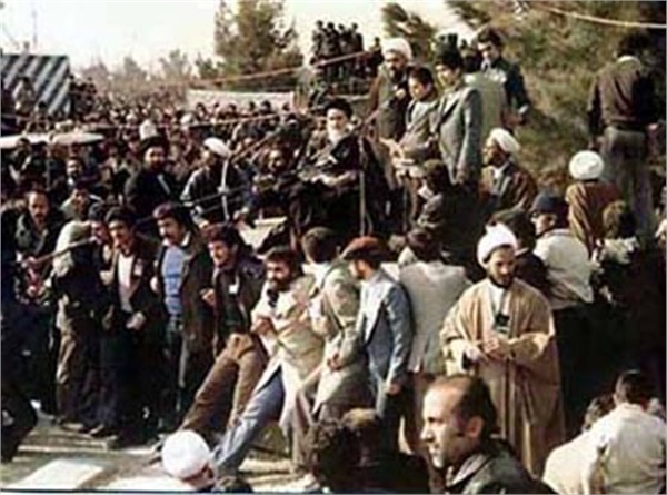 ورود امام خمینی به ایران  8