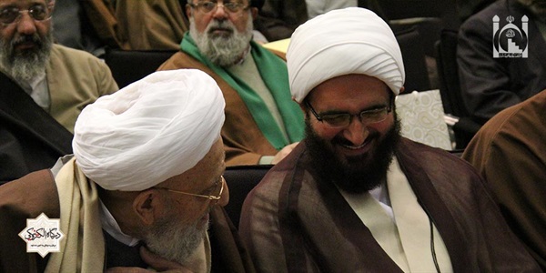 تجلیل از ائمه جماعات شهید در همایش ستارگان جاوید 7