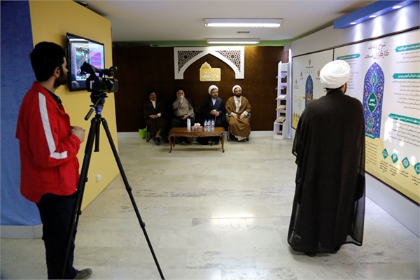 نمایشگاه در روز ششم