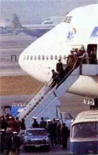 ورود امام خمینی به ایران  2