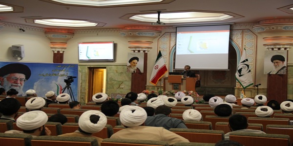 نشست تخصصی تبیین بیانیه گام دوم انقلاب برگزار شد