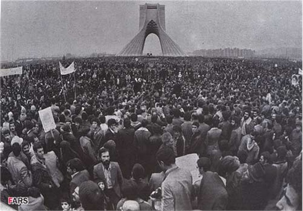 تصاویر پیروزی انقلاب 19