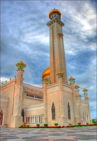 مسجد سلطان عمر علی سیف‌الدین (برونئی) 4